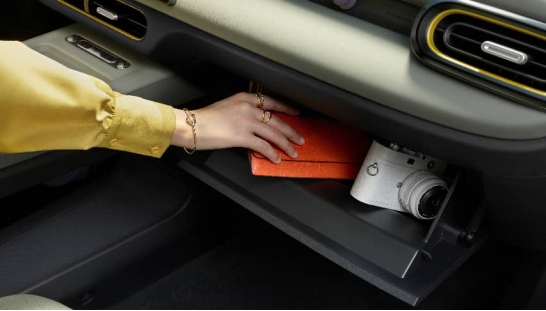 6391310492140572834812306