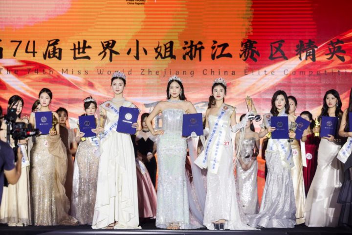 b7f4e5e0-5146-41d4-a468-b76324d323d4